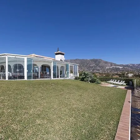 010 Luxurious 4 Bed Villa, Private Pool And Sea Views * Santa Fe de los Boliches